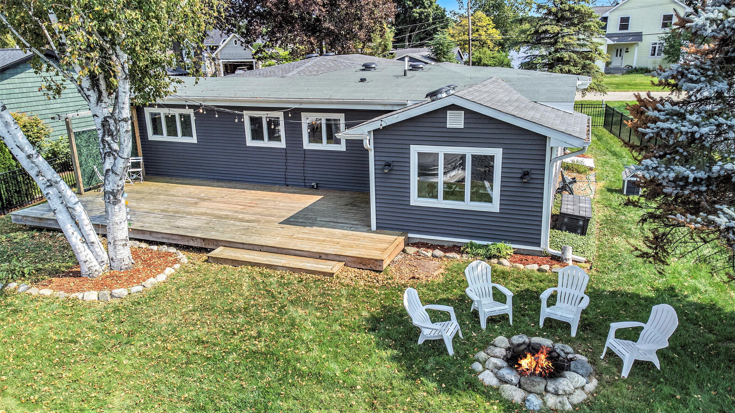 11254 Colony Pinckney, MI 48169 - Photo 48 of 61 canal side close up 2