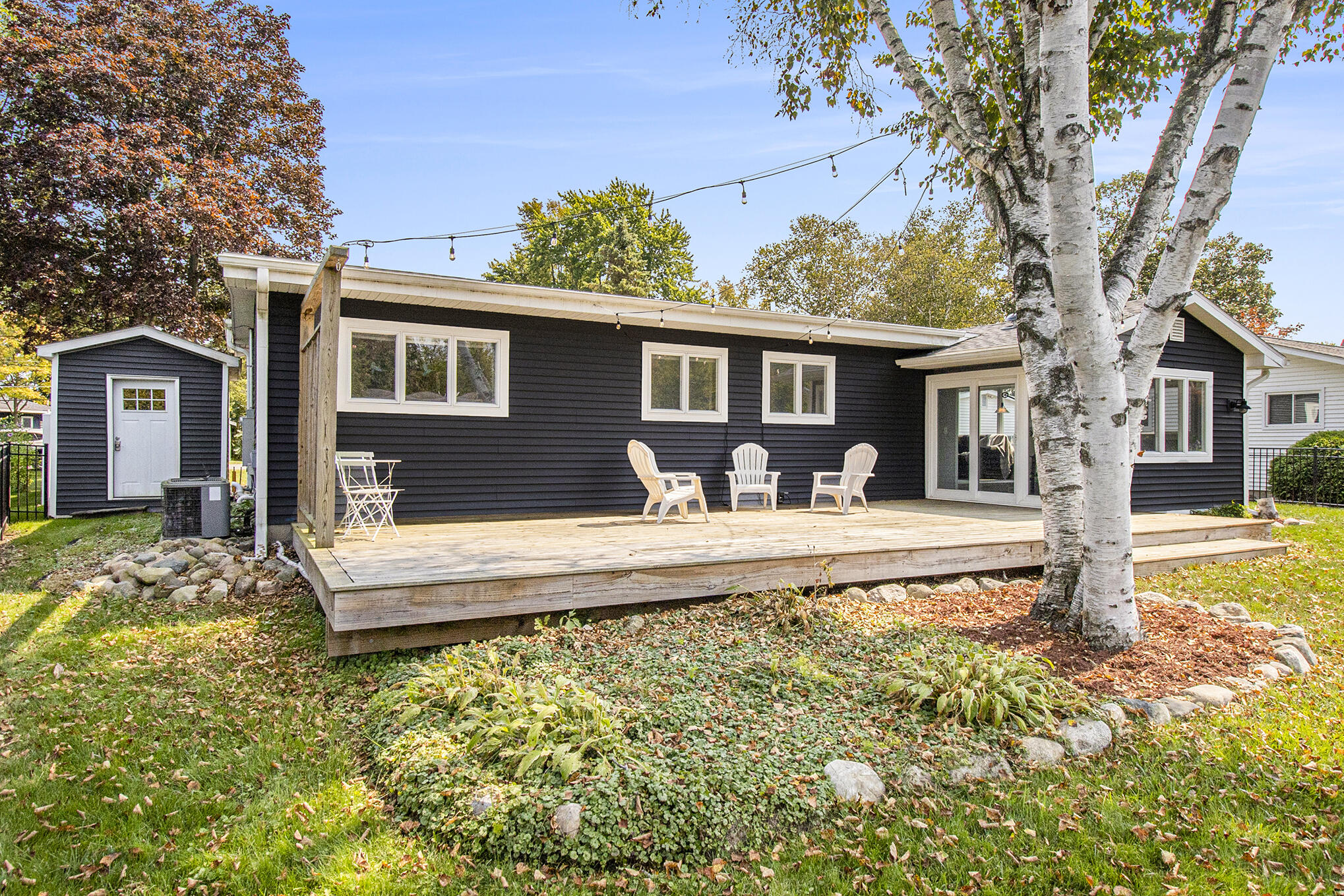 11254 Colony Pinckney, MI 48169 - Photo 50 of 61 deck view 2