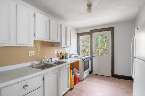 $179,900 | 828 Mather Street, Green Bay, WI 54303