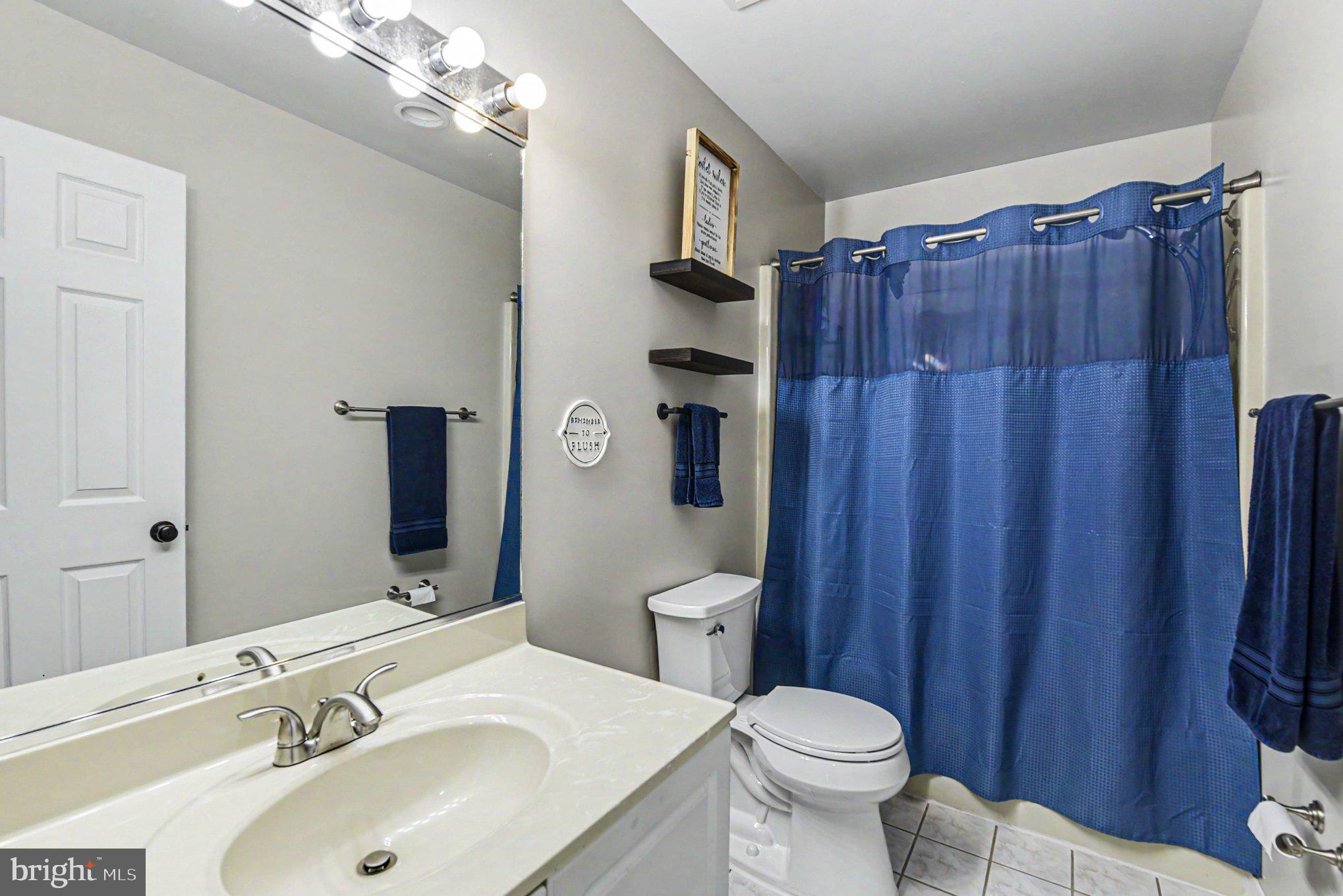 7333 Greenbank Road Middle River, MD 21220 - Photo 26 of 45 Upstairs Hallway Bath