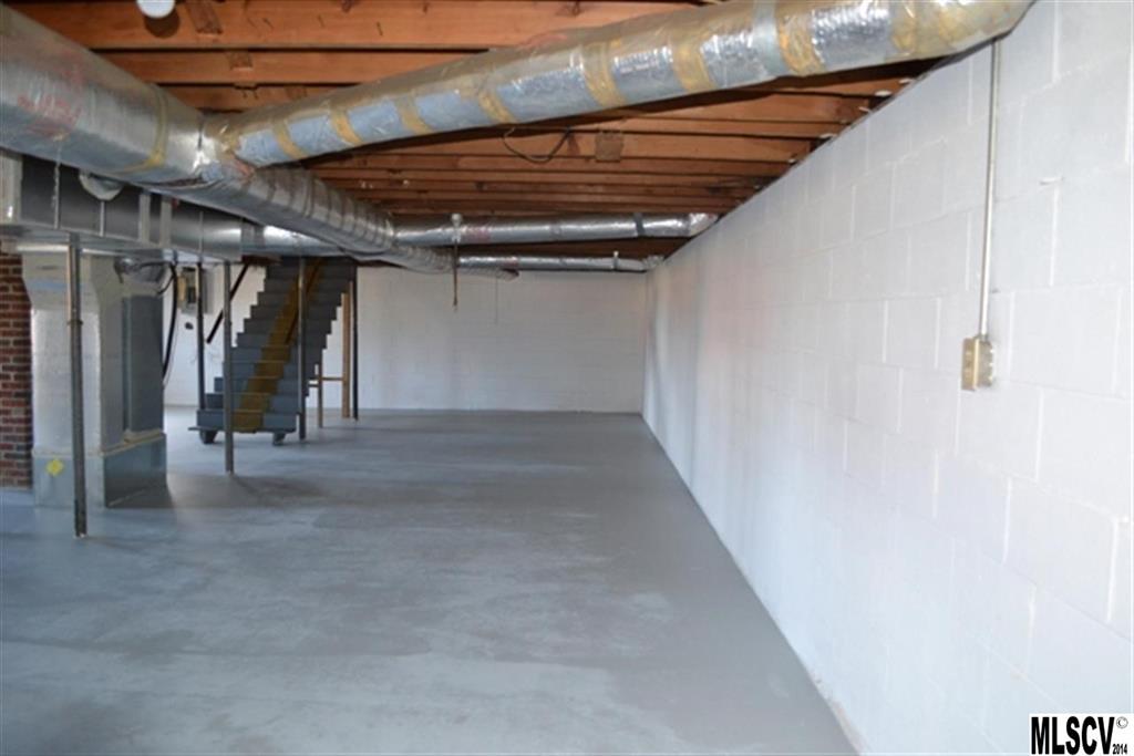 3933 Springs Road Conover, NC 28613 - Photo 14 of 25 Gallery Image 14