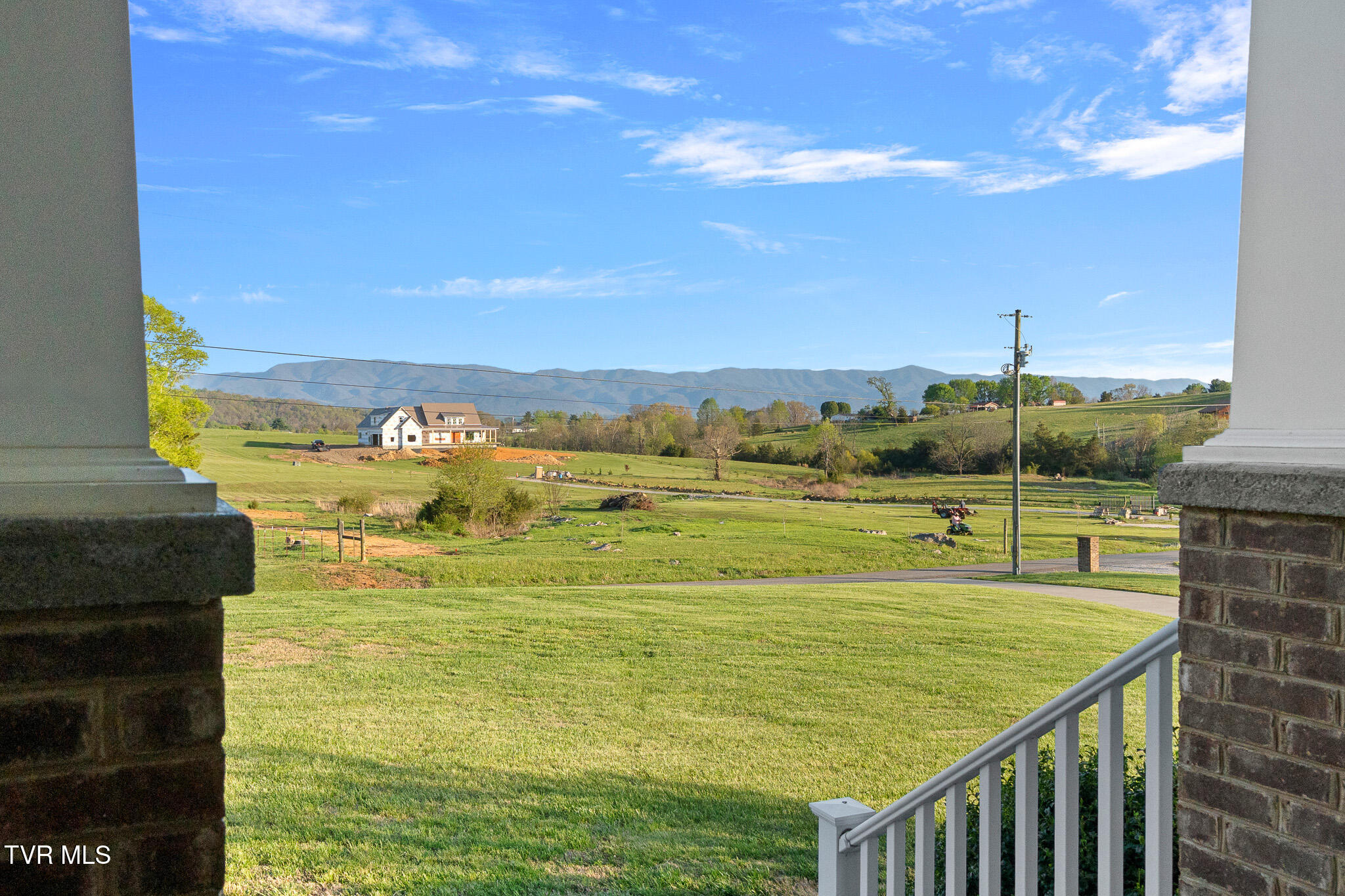 4085 Old Stage Road Chuckey, TN 37641 - Photo 2 of 58 Old Stage Rd 55