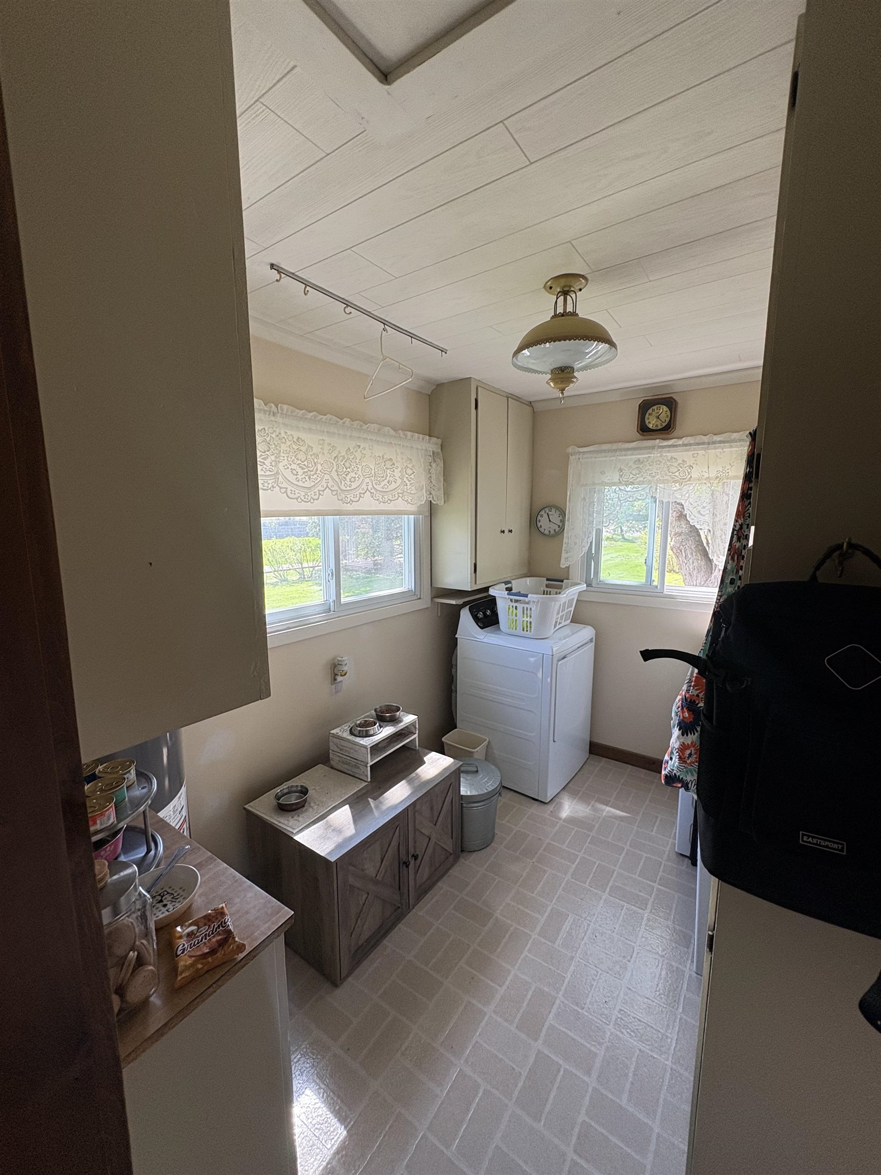 1891 West Moore Road Saginaw, MI 48601 - Photo 7 of 22
