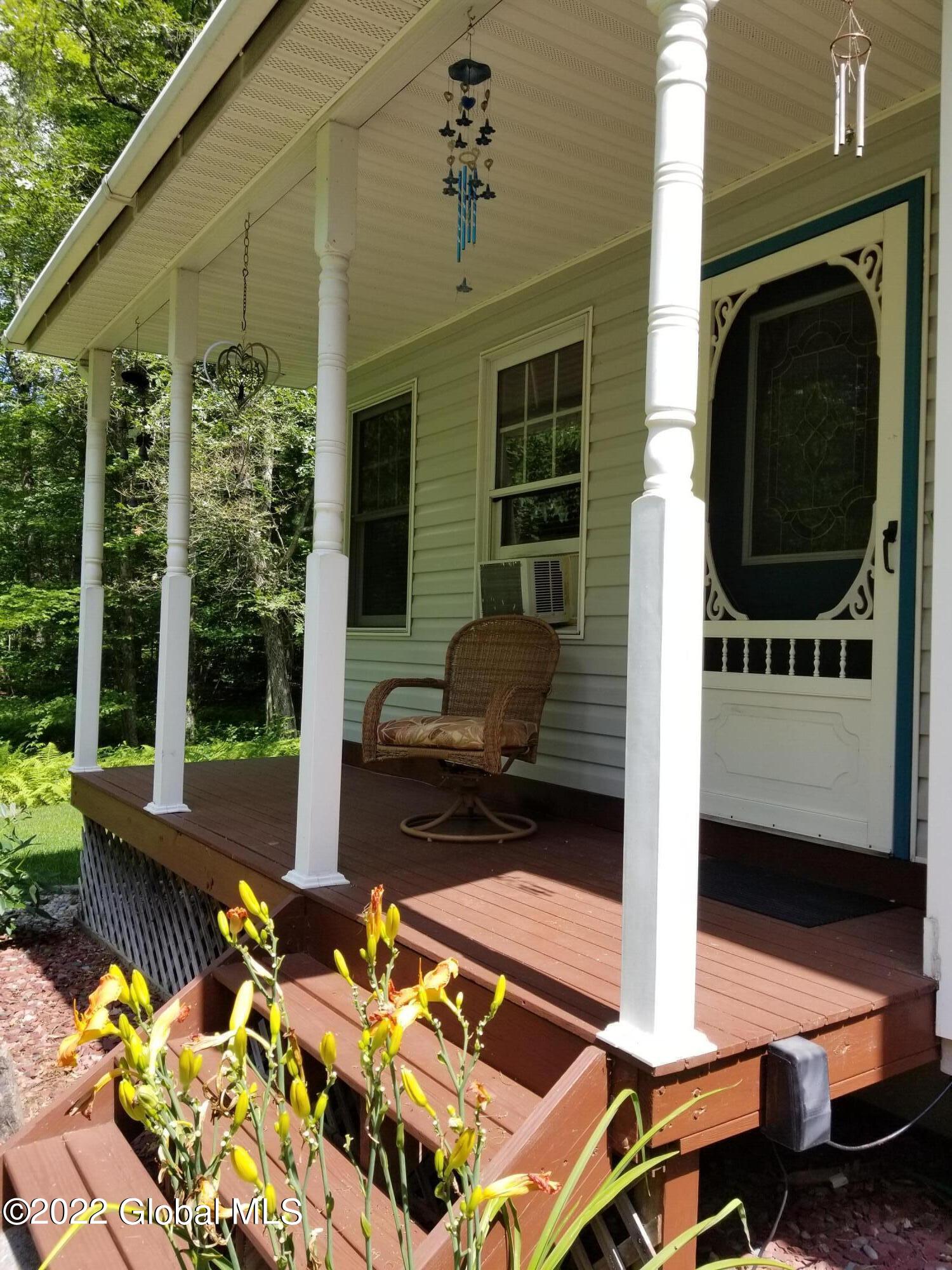 8 Edver Road Moreau, NY 12831 - Photo 4 of 50 Front Porch