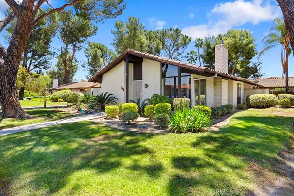 $329,900 | 1461 Seven Hills Drive, Hemet, CA 92545