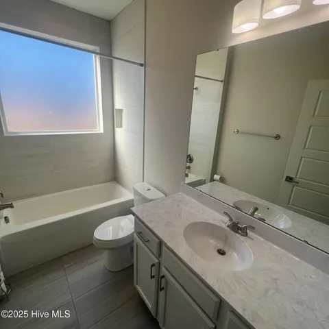 $2,900 | 1622 Prop Drive, Winterville, NC 28590