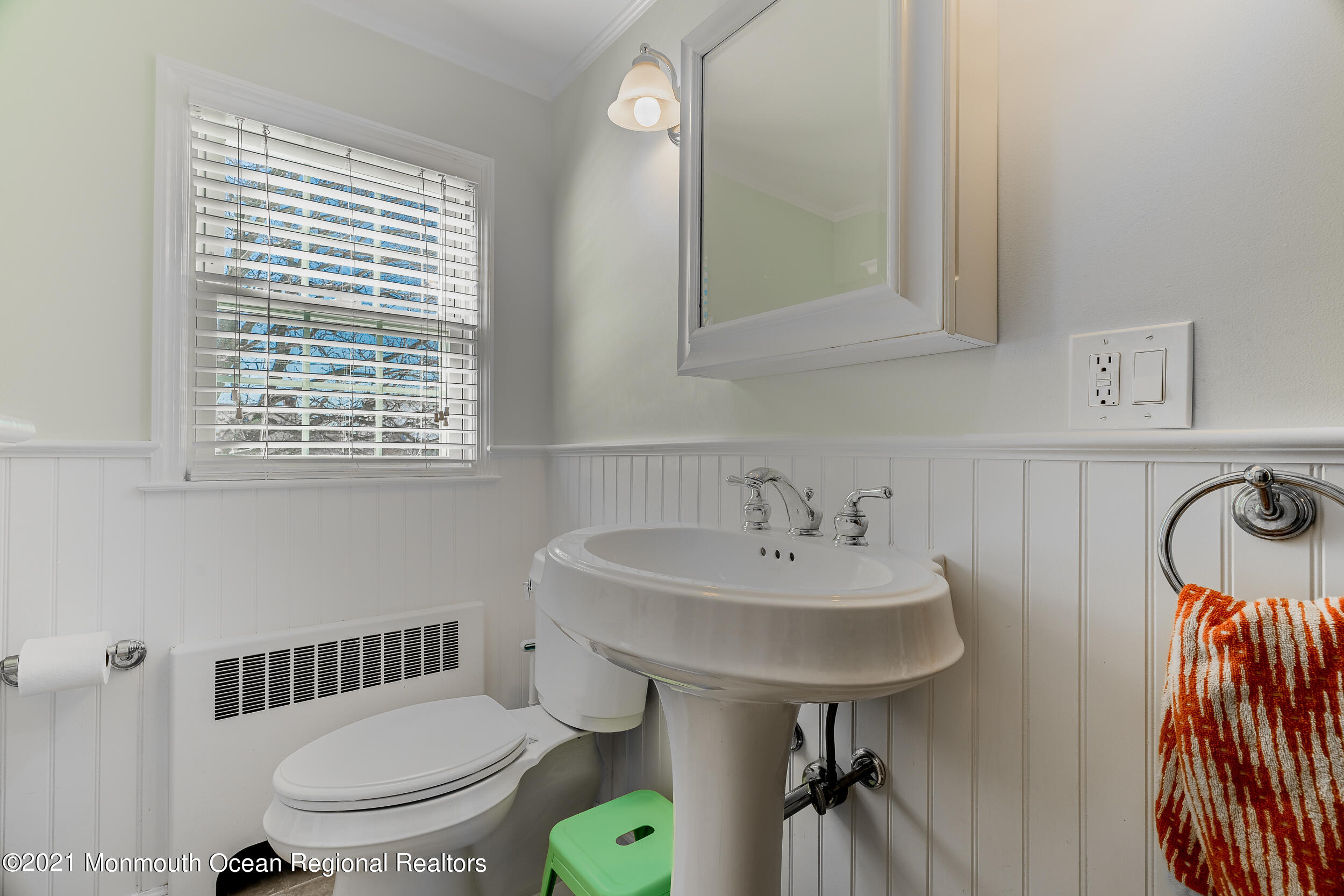 29 Boston Road Neptune City, NJ 07753 - Photo 20 of 32 2nd floor full bath