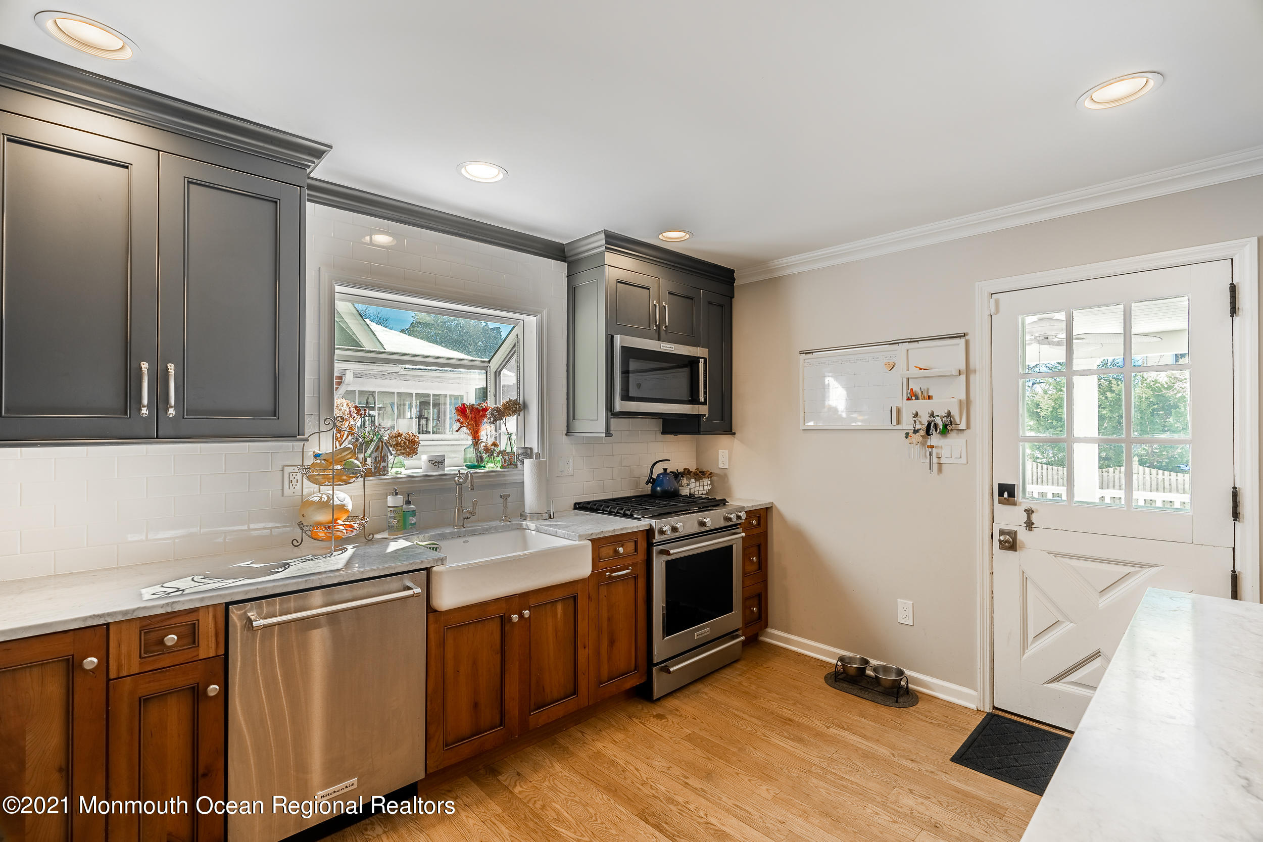 29 Boston Road Neptune City, NJ 07753 - Photo 8 of 32 Kitchen pic 1