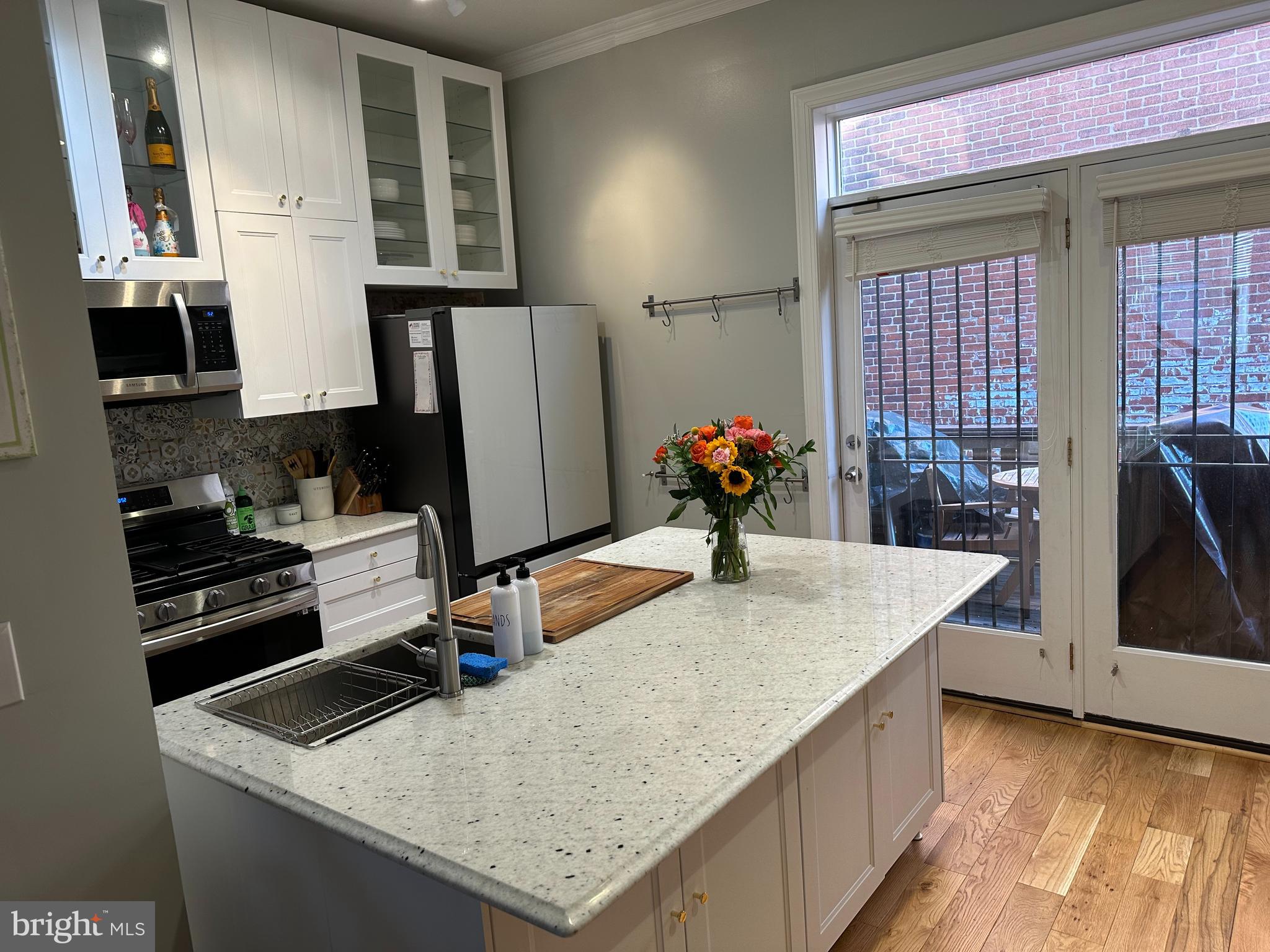 645 Q Street Northwest Washington, DC 20001 - Photo 9 of 31