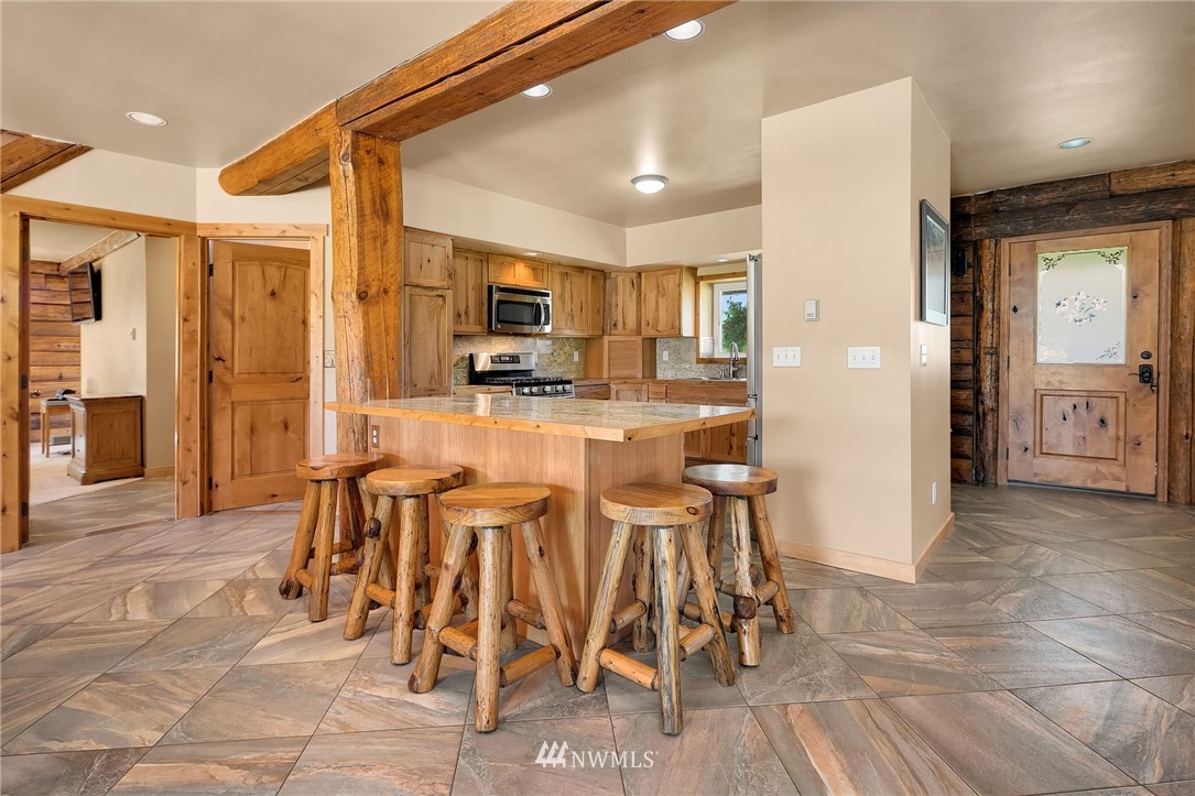 701 Hugh Banks Road Cle Elum, WA 98922 - Photo 9 of 34 Gallery Image 9