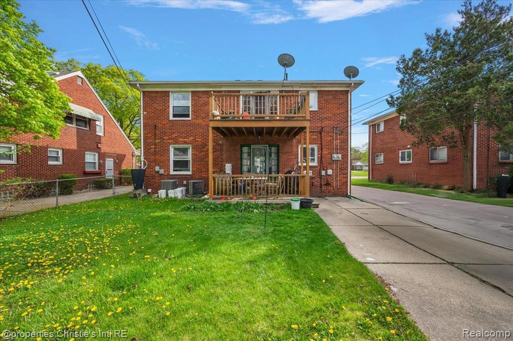 2180 Vernier Road Grosse Pointe, MI 48236 - Photo 21 of 24