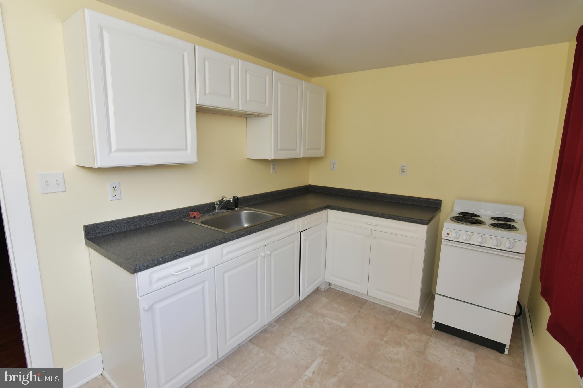 5366 Main Street Stephens City, VA 22655 - Photo 11 of 23 Kitchen
