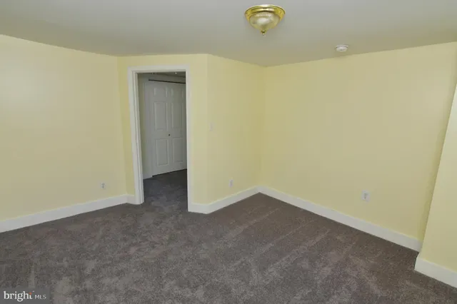 $1,350 | 5366 Main Street, Stephens City, VA 22655