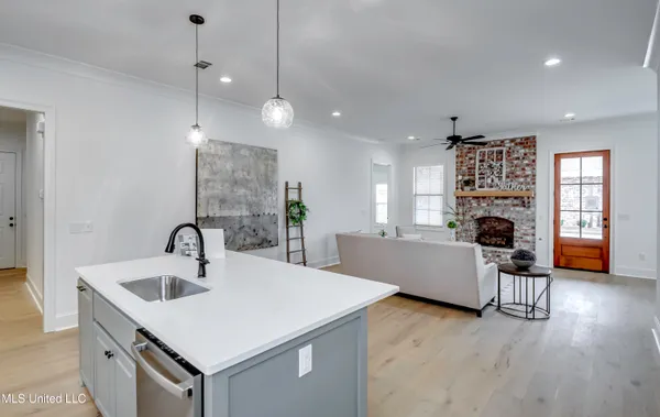 $374,900 | 1841 Freedom Ring Drive, Brandon, MS 39047