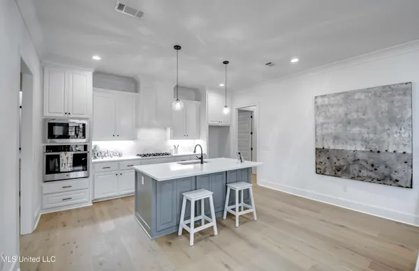 $374,900 | 1841 Freedom Ring Drive, Brandon, MS 39047