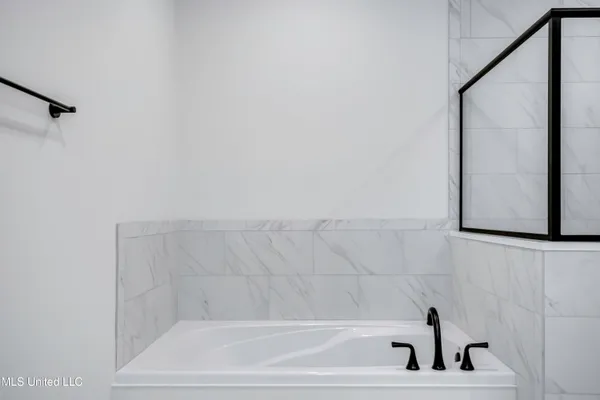 $374,900 | 1841 Freedom Ring Drive, Brandon, MS 39047