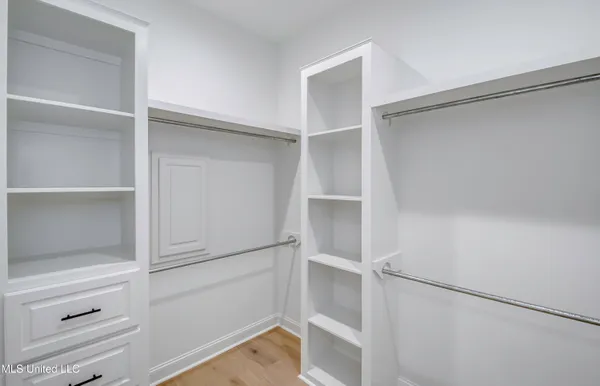 $374,900 | 1841 Freedom Ring Drive, Brandon, MS 39047