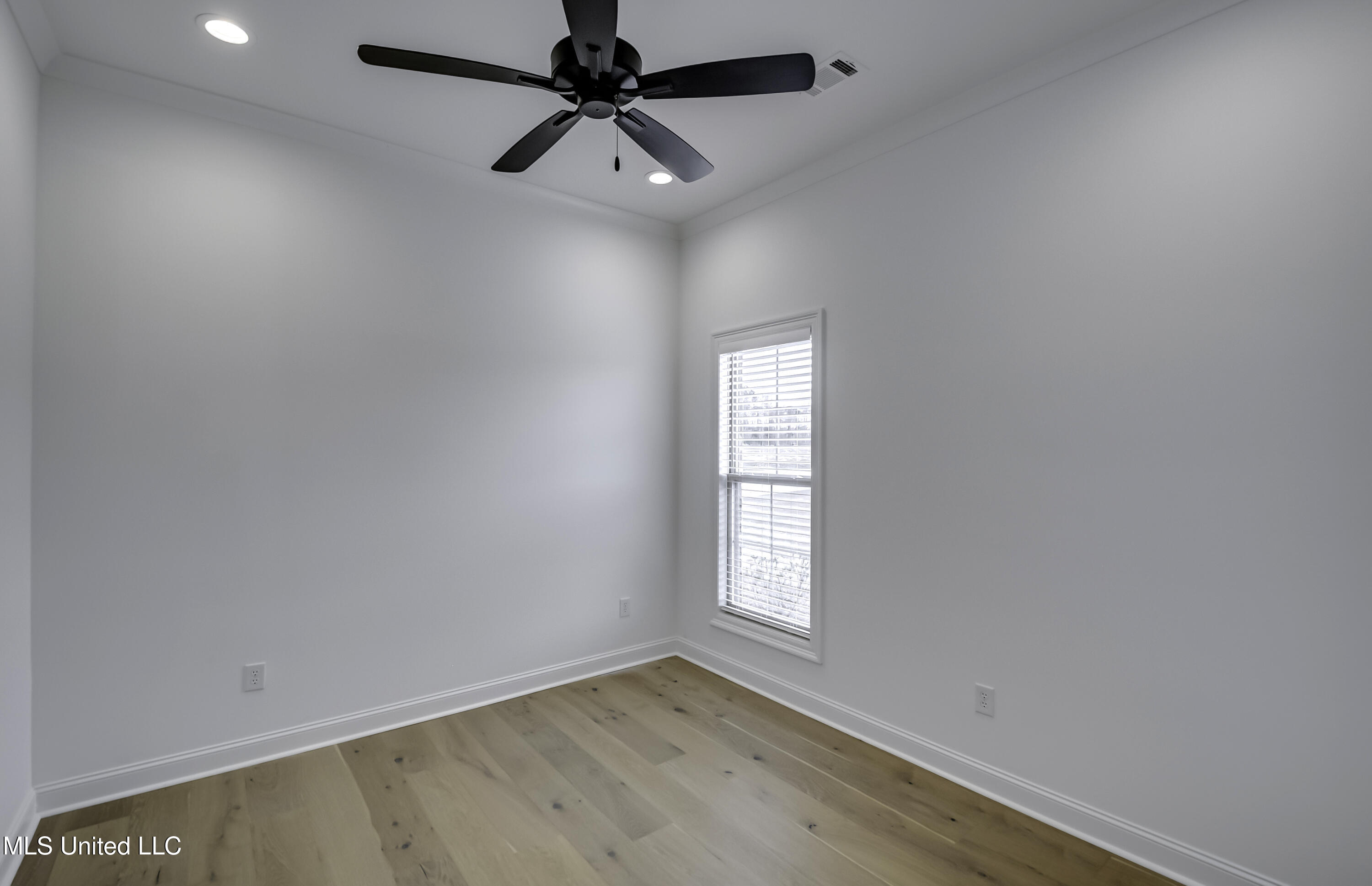 1841 Freedom Ring Drive Brandon, MS 39047 - Photo 45 of 51 1841 Freedom Ring int--24