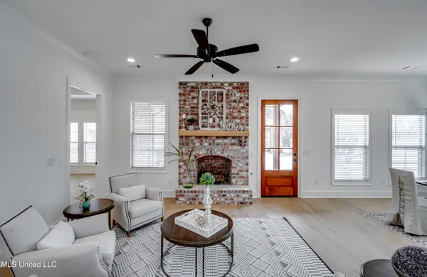 $374,900 | 1841 Freedom Ring Drive, Brandon, MS 39047