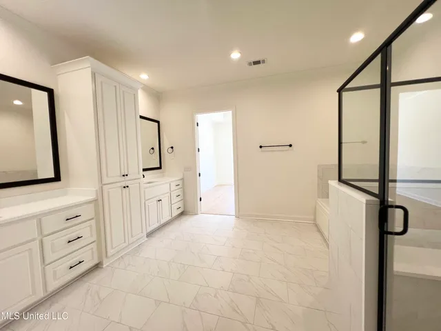 $374,900 | 1841 Freedom Ring Drive, Brandon, MS 39047