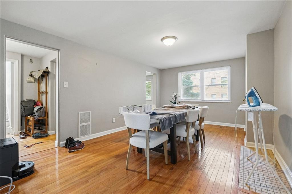5720 Rippey Street Pittsburgh, PA 15206 - Photo 17 of 39 Gallery Image 17