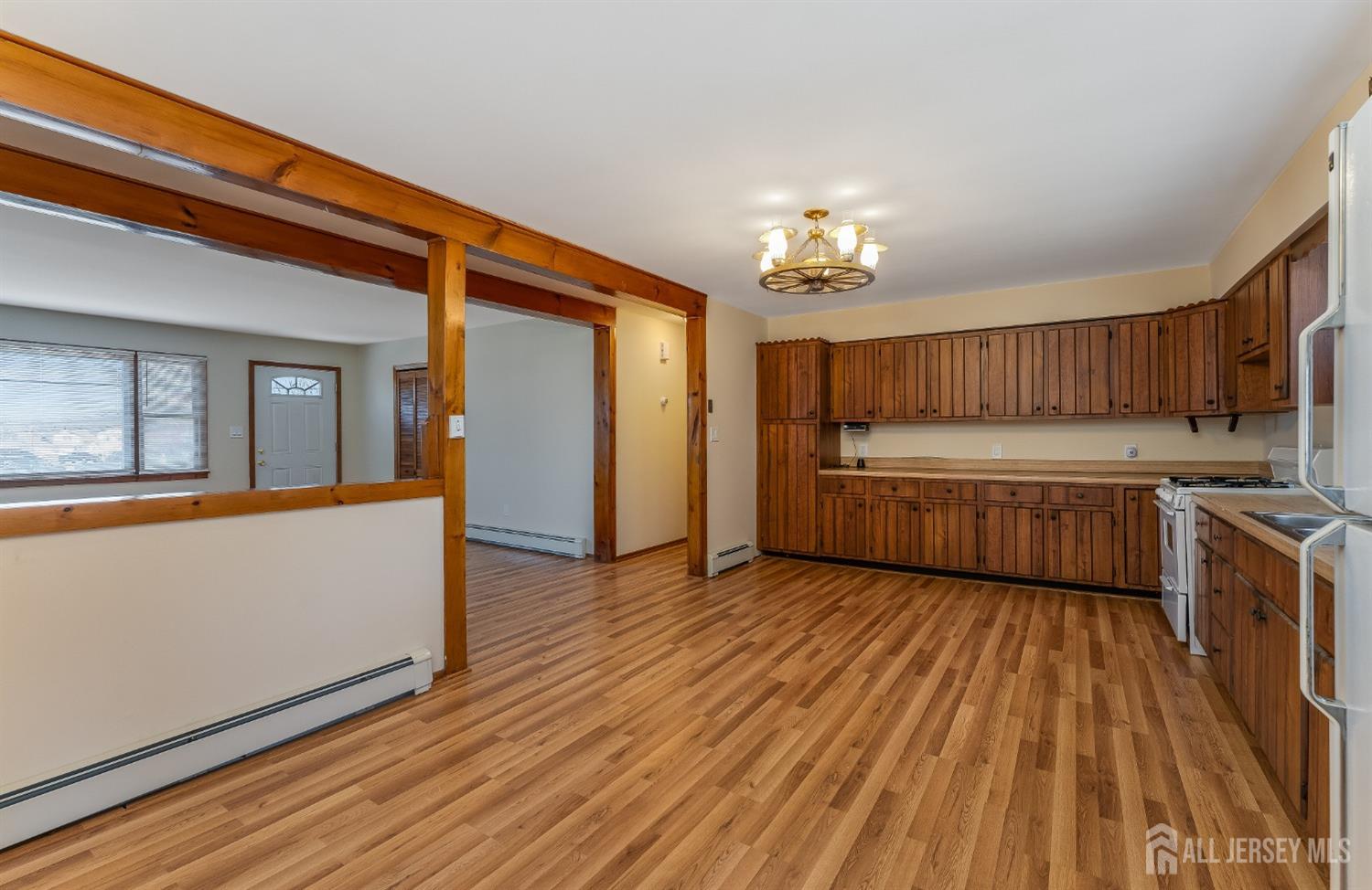 27 Kearney Road Sayreville, NJ 08879 - Photo 6 of 22 Gallery Image 6