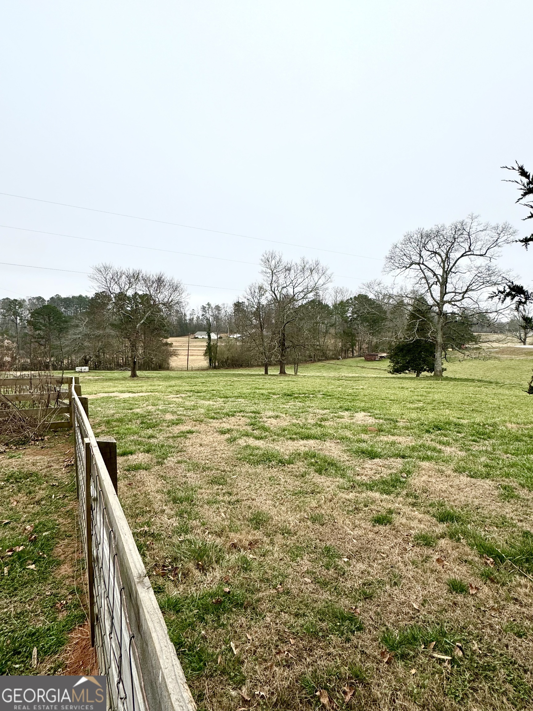 316 Bar Rod Road Demorest, GA 30535 - Photo 2 of 29 a view of a field with an ocean
