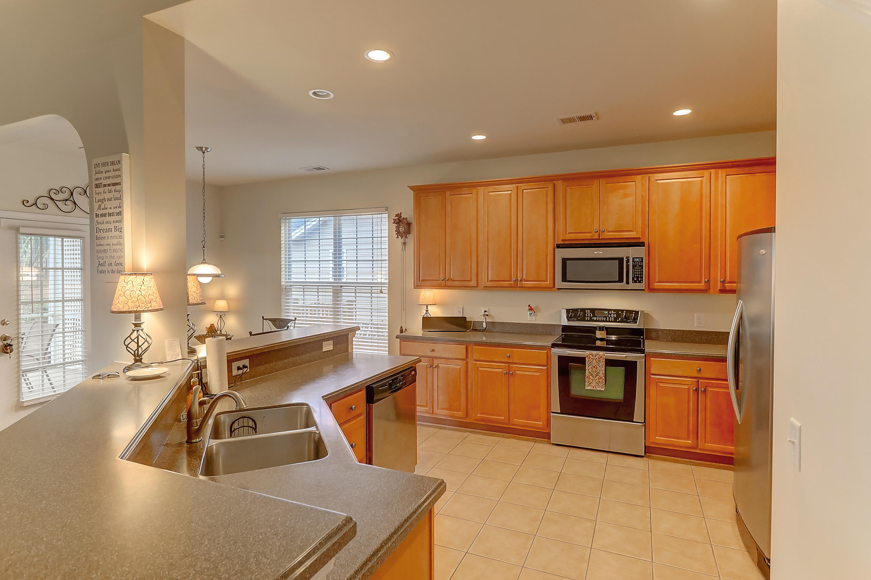 404 Decatur Drive Summerville, SC 29486 - Photo 13 of 55 404 Decatur (16)