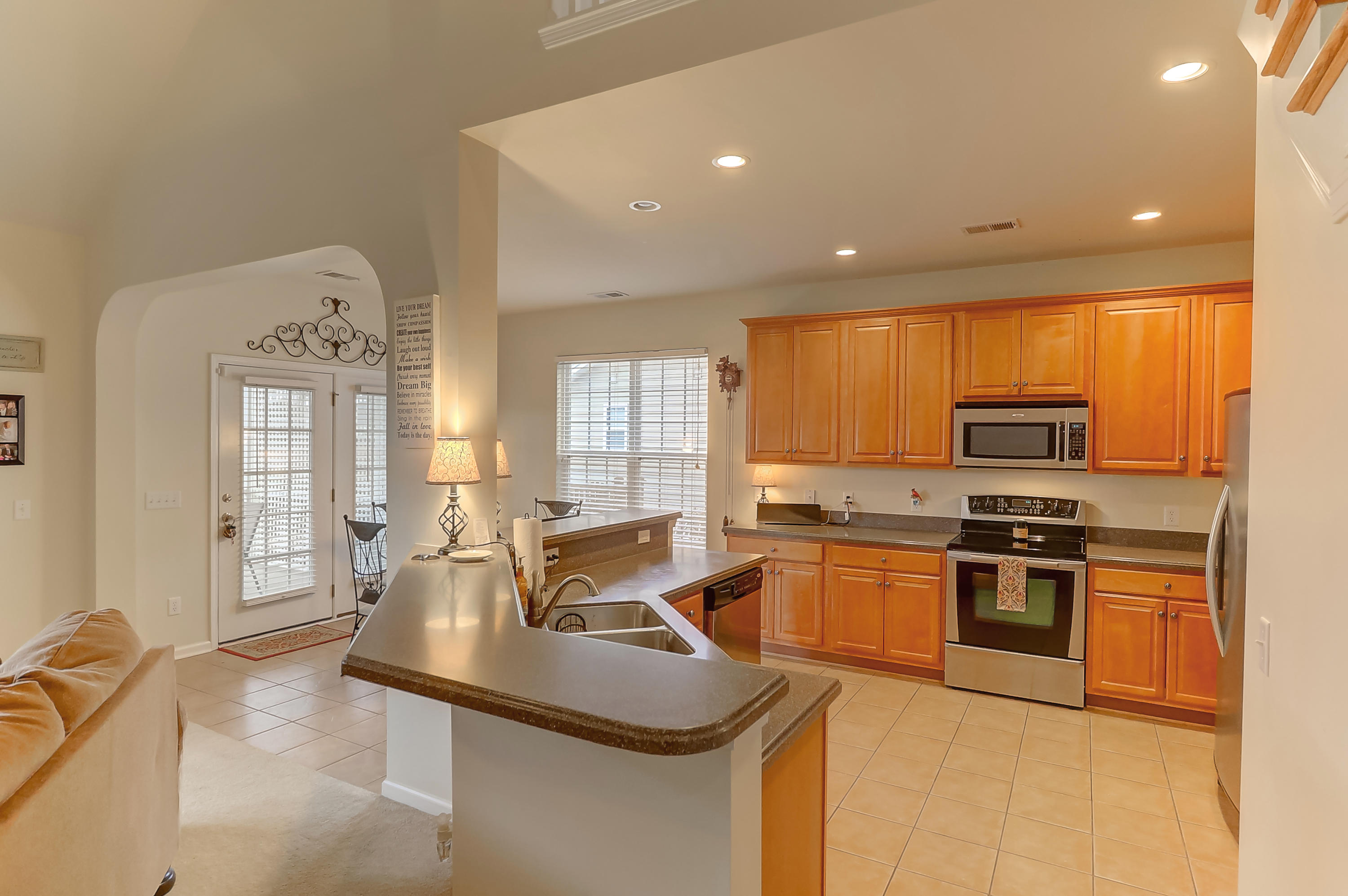 404 Decatur Drive Summerville, SC 29486 - Photo 15 of 55 404 Decatur (11)