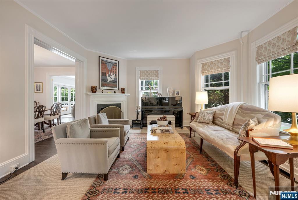 123 Liberty Street Ridgewood, NJ 07450 - Photo 8 of 44