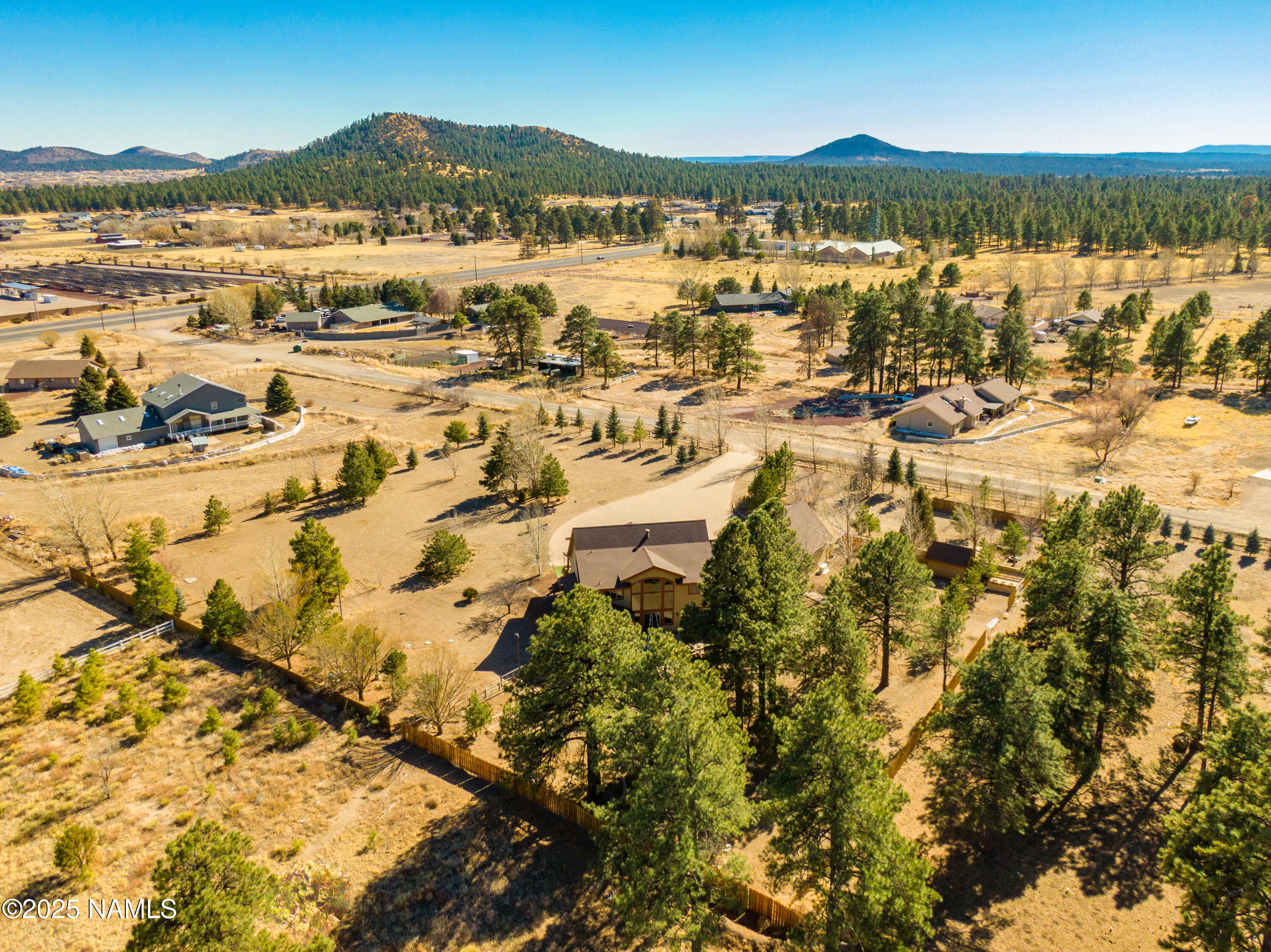 5835 Switchback Trail Flagstaff, AZ 86004 - Photo 32 of 35 a view of lake with mountain