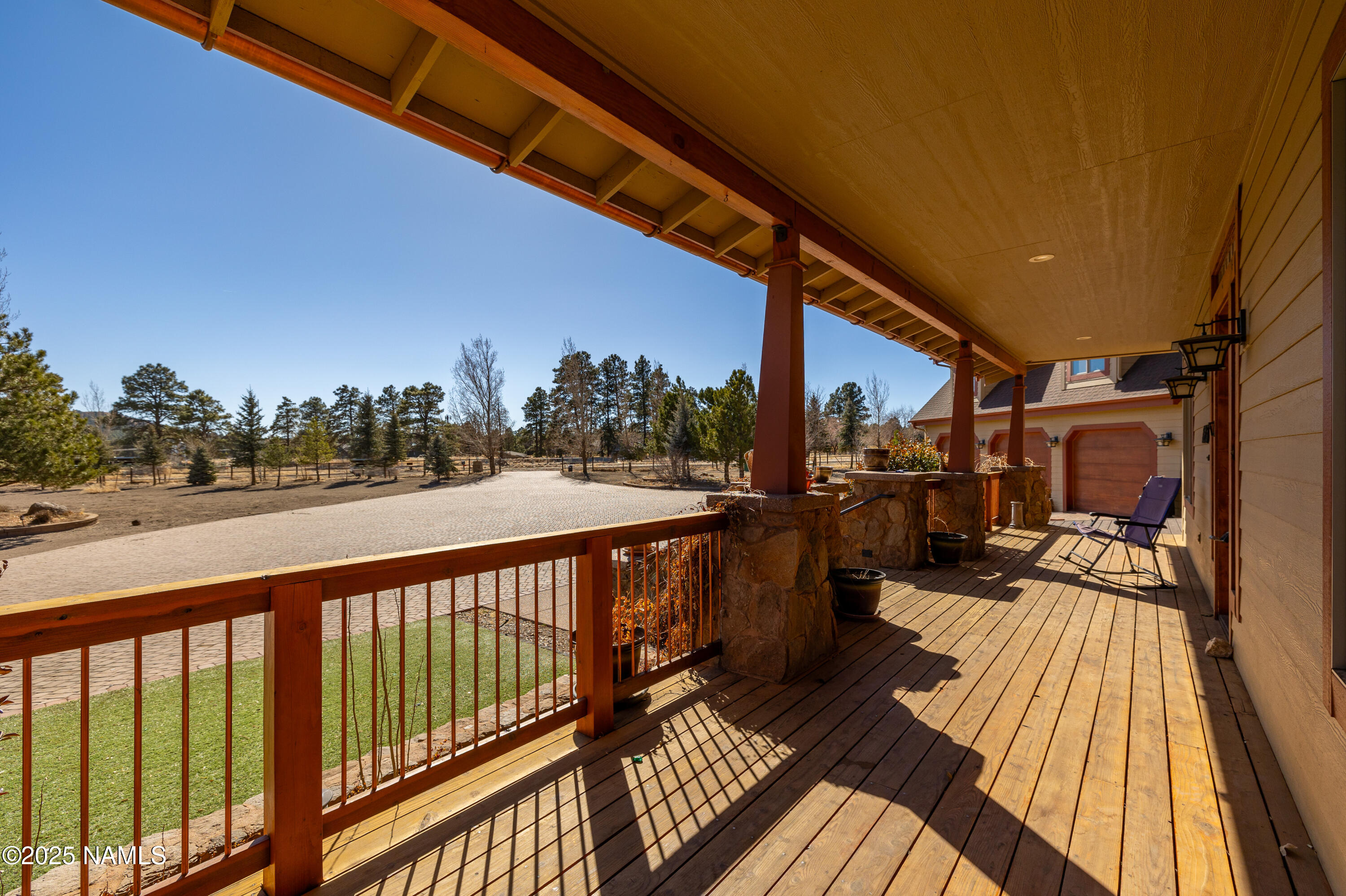 5835 Switchback Trail Flagstaff, AZ 86004 - Photo 34 of 35 a view of balcony of a house