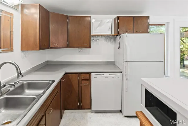 $260,000 | 7564 Riffle Island Drive, Cedar Hill, MO 63016