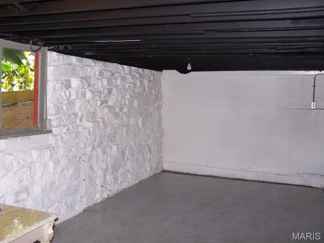 $260,000 | 7564 Riffle Island Drive, Cedar Hill, MO 63016