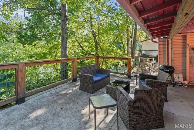 $260,000 | 7564 Riffle Island Drive, Cedar Hill, MO 63016