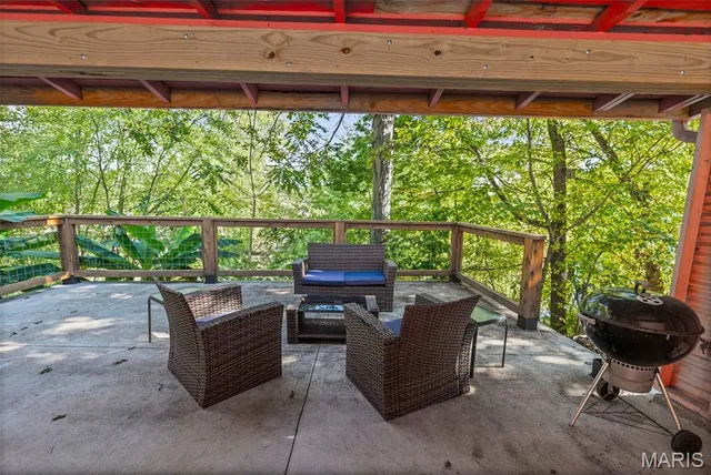 $260,000 | 7564 Riffle Island Drive, Cedar Hill, MO 63016