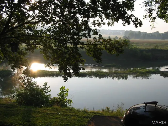 $260,000 | 7564 Riffle Island Drive, Cedar Hill, MO 63016