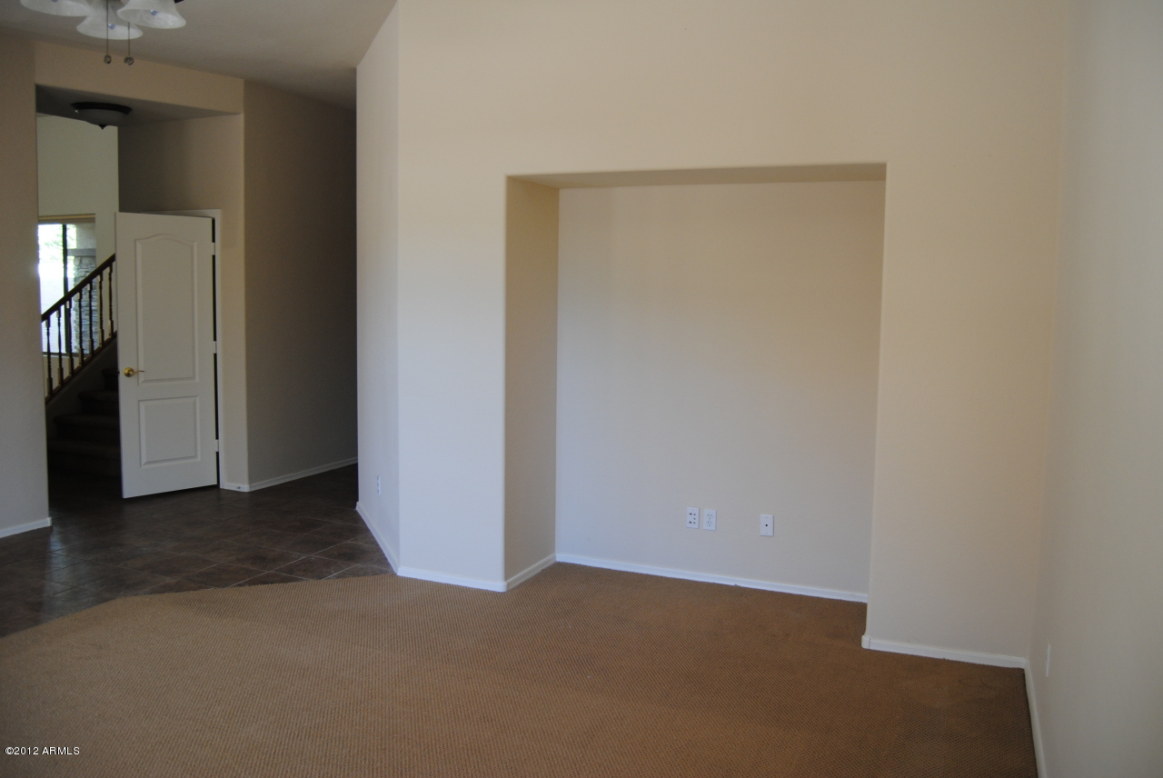 4682 South Calico Road Gilbert, AZ 85297 - Photo 14 of 46 138