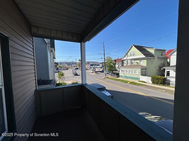 610 Moosic Street, Unit 2 Scranton, PA 18505 - Photo 14 of 18 a room with a large window