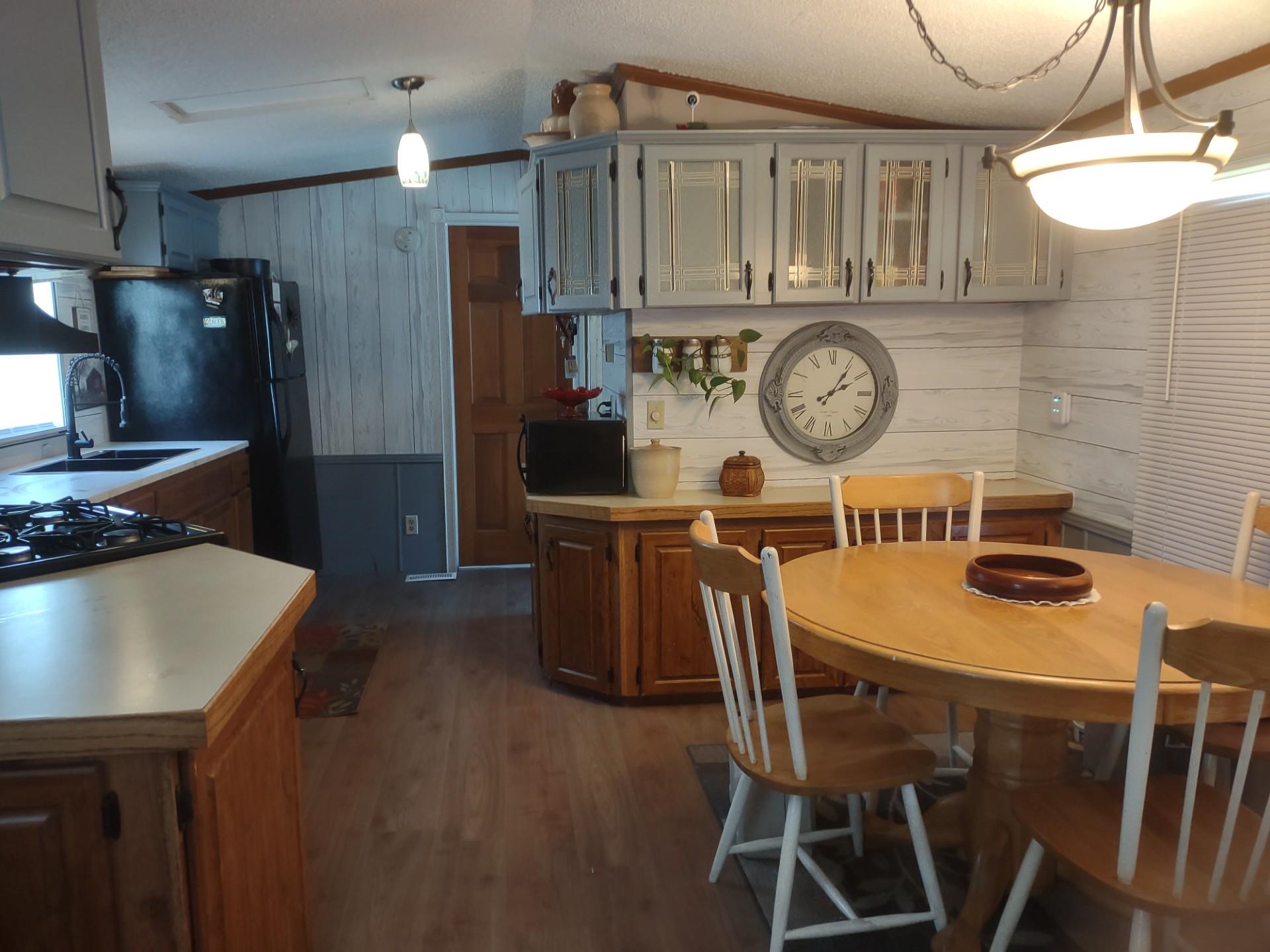 97 Center Park Road Waterbury, VT 05676 - Photo 4 of 26 Gallery Image 4