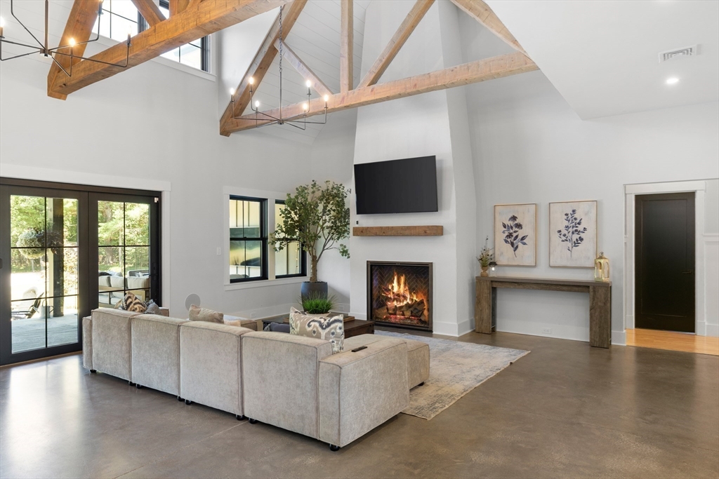 195 Lincoln Road Walpole, MA 02081 - Photo 8 of 42