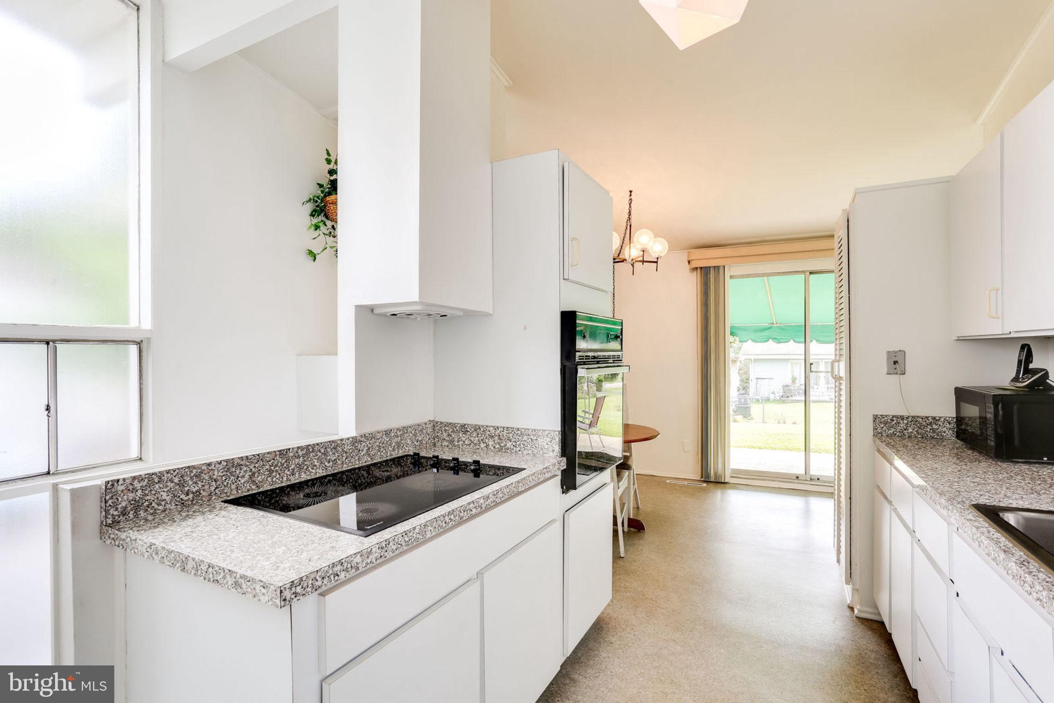 4745 Belle Forte Road Baltimore, MD 21208 - Photo 18 of 33