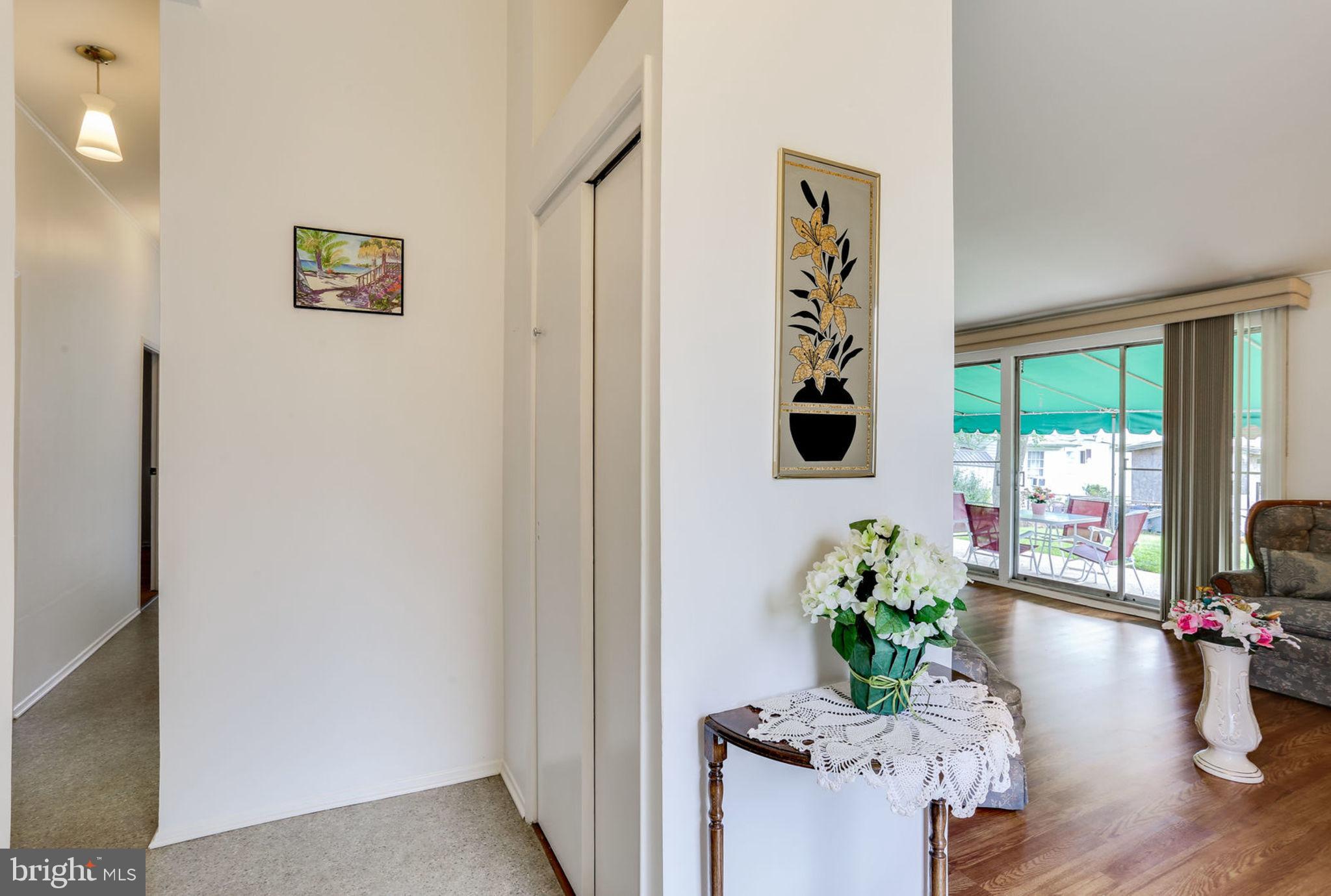 4745 Belle Forte Road Baltimore, MD 21208 - Photo 4 of 33