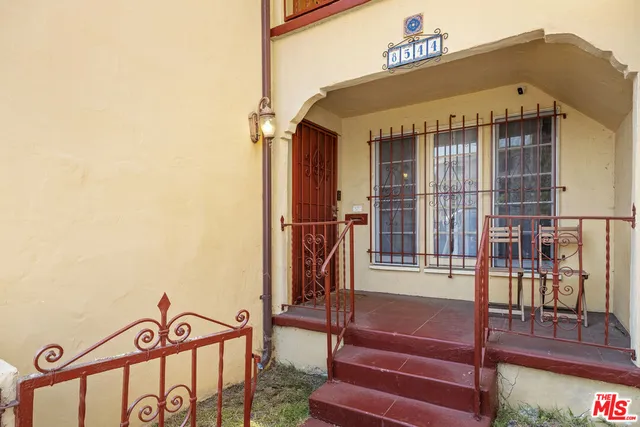 $3,400 | 8544 Saturn Street, Los Angeles, CA 90035