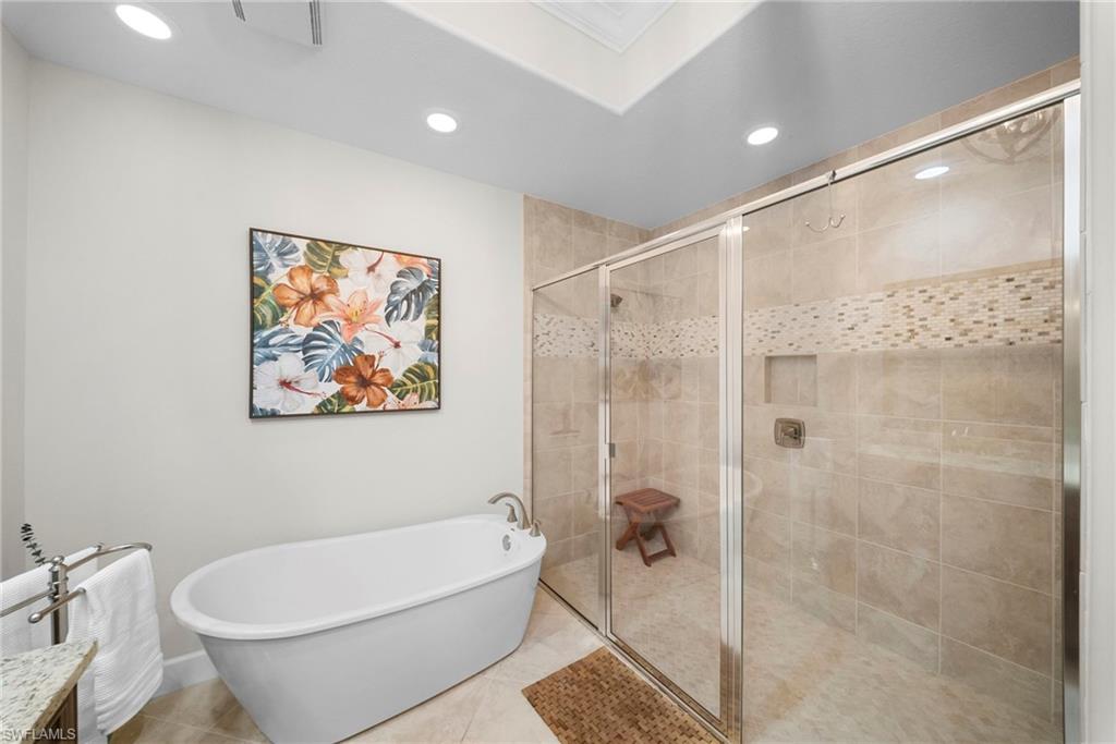 8030 Signature Club Circle, Unit 102 Naples, FL 34113 - Photo 18 of 46