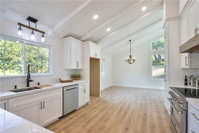 $1,295,000 | 30041 Los Nogales Road, Temecula, CA 92591