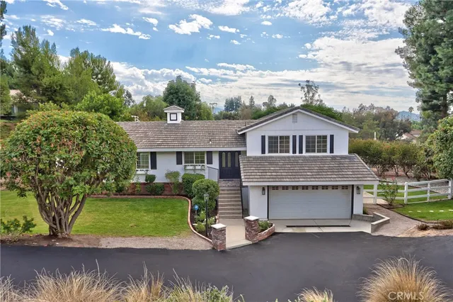 $1,295,000 | 30041 Los Nogales Road, Temecula, CA 92591