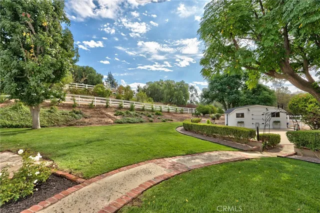 $1,295,000 | 30041 Los Nogales Road, Temecula, CA 92591