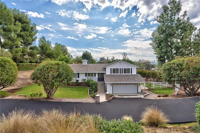 $1,295,000 | 30041 Los Nogales Road, Temecula, CA 92591