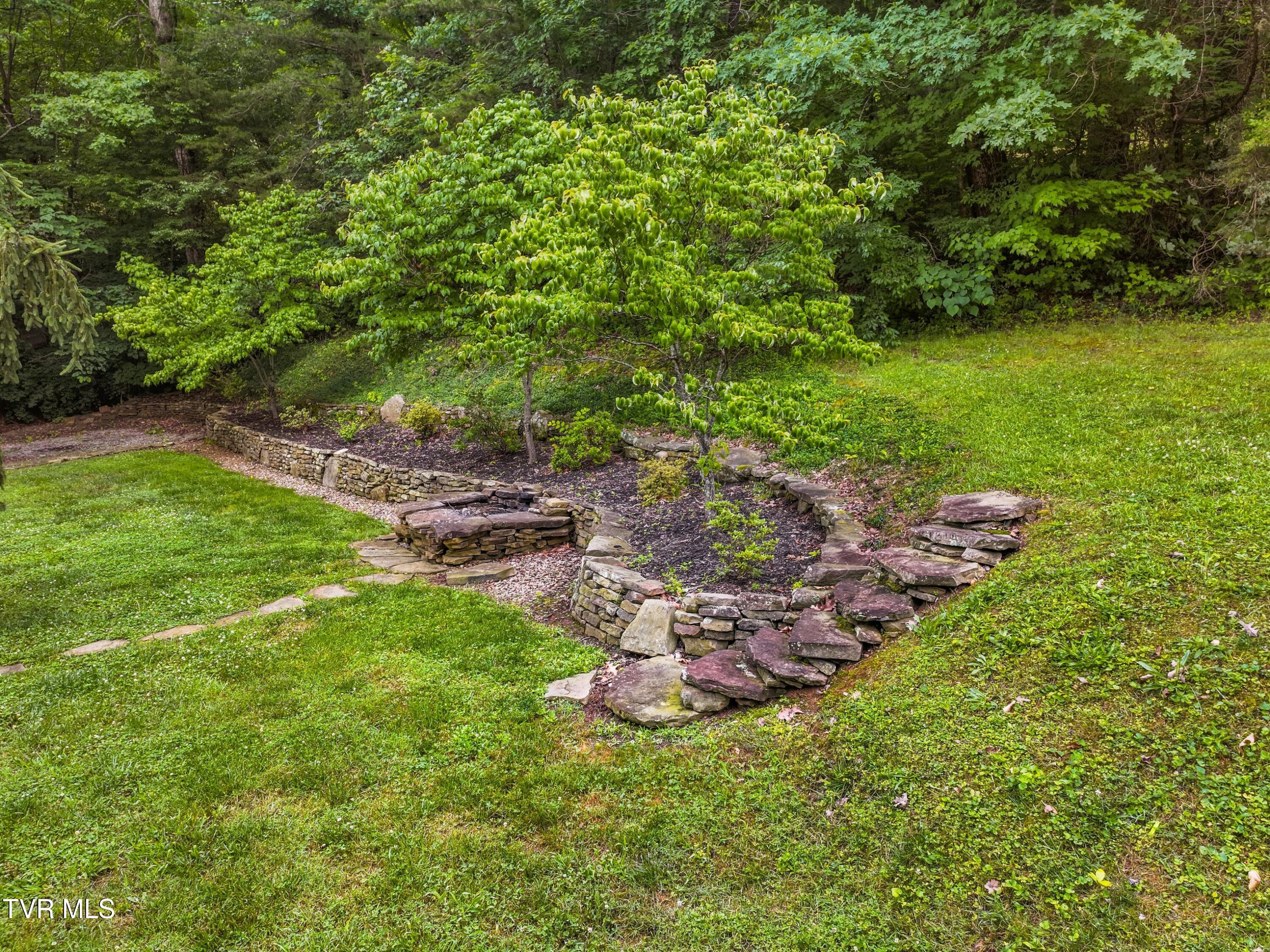 1302 Irwin Drive Powell, TN 37849 - Photo 42 of 53 042-1302IrwinDrive-Powell-TN-37849-SMALL